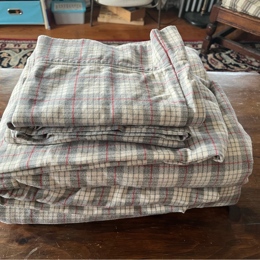 Gray and Red Flannel Queen Cotton LL Bean Sheet set.